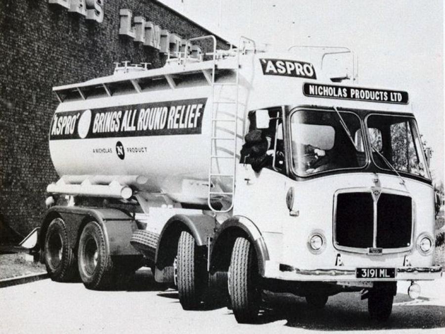  AEC Mammoth Major 8 Mk V Tanker (G8RA) 1959 года  (фото 7 из 11)